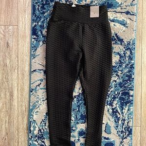 Forever 21 Brand New Ribbed Black Butt Lifting Leggings